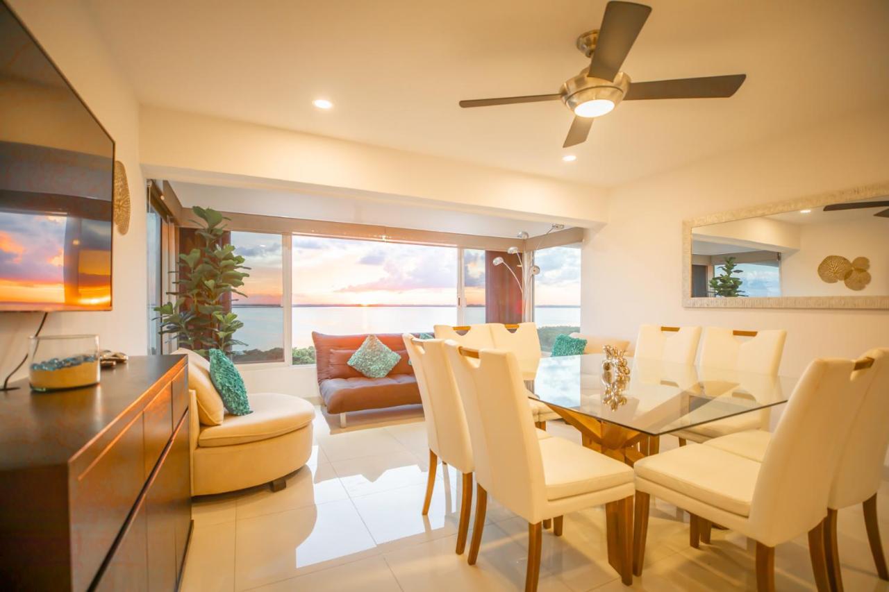 Brisas Beachfront Penthouses カンクン エクステリア 写真