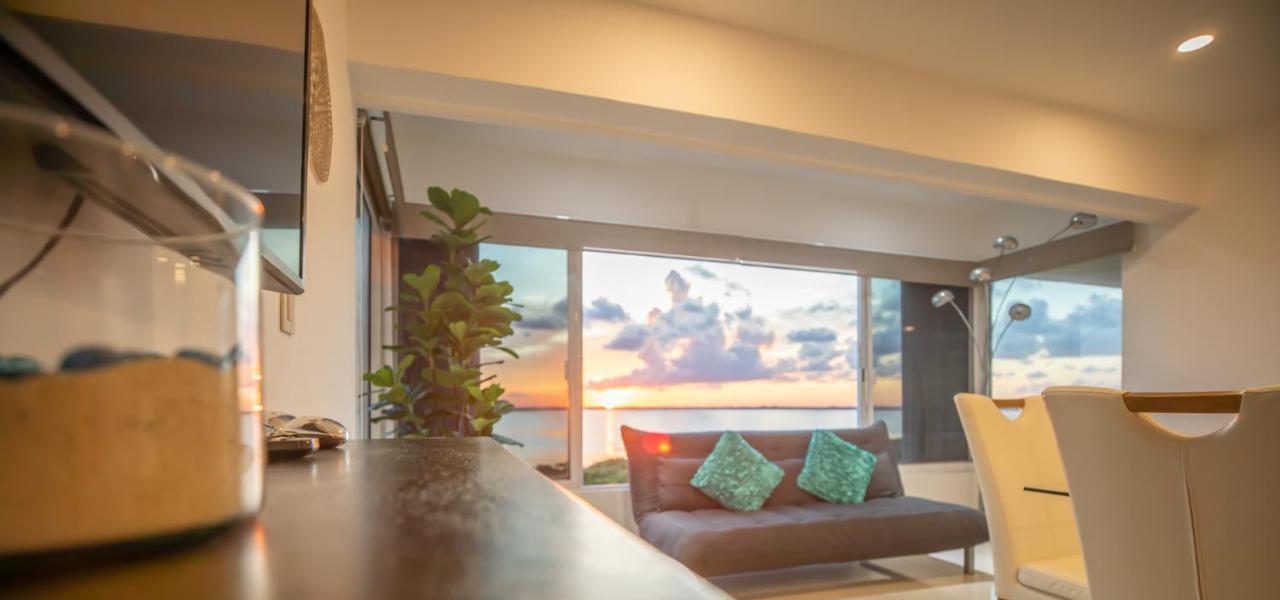 Brisas Beachfront Penthouses カンクン エクステリア 写真